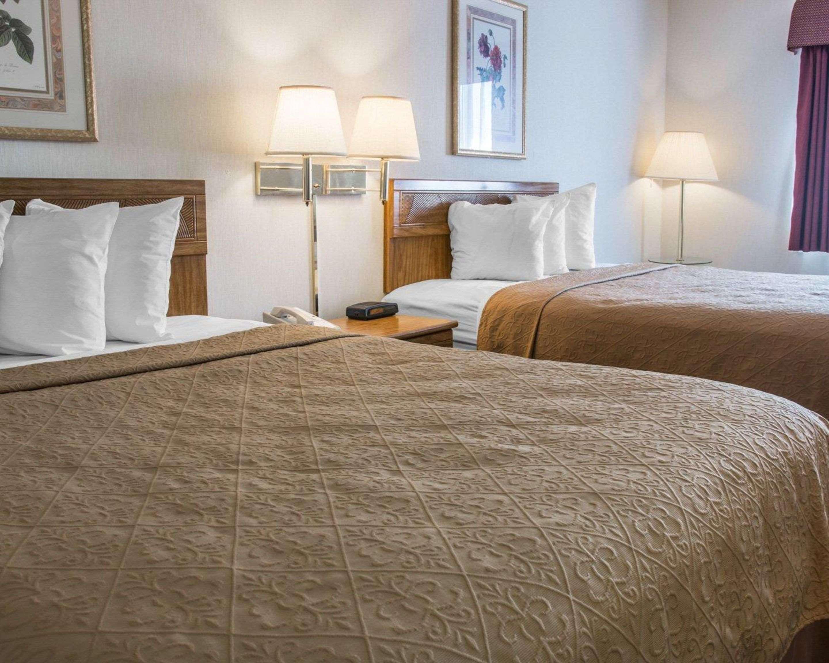 Quality Inn Hudsonville South Екстериор снимка