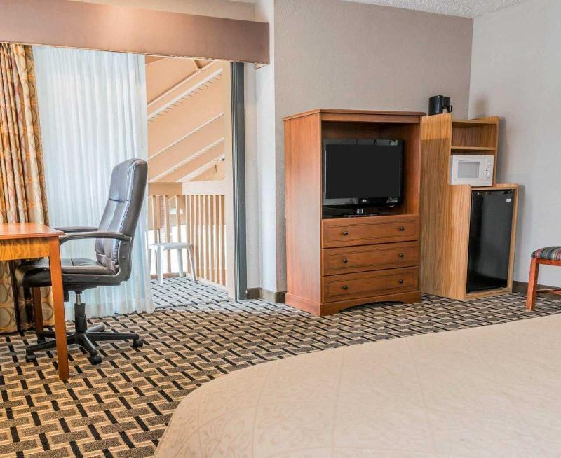 Quality Inn Hudsonville South Екстериор снимка